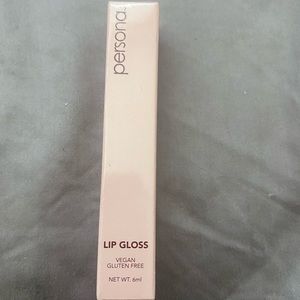 Persona Lip Gloss in color “Honey”